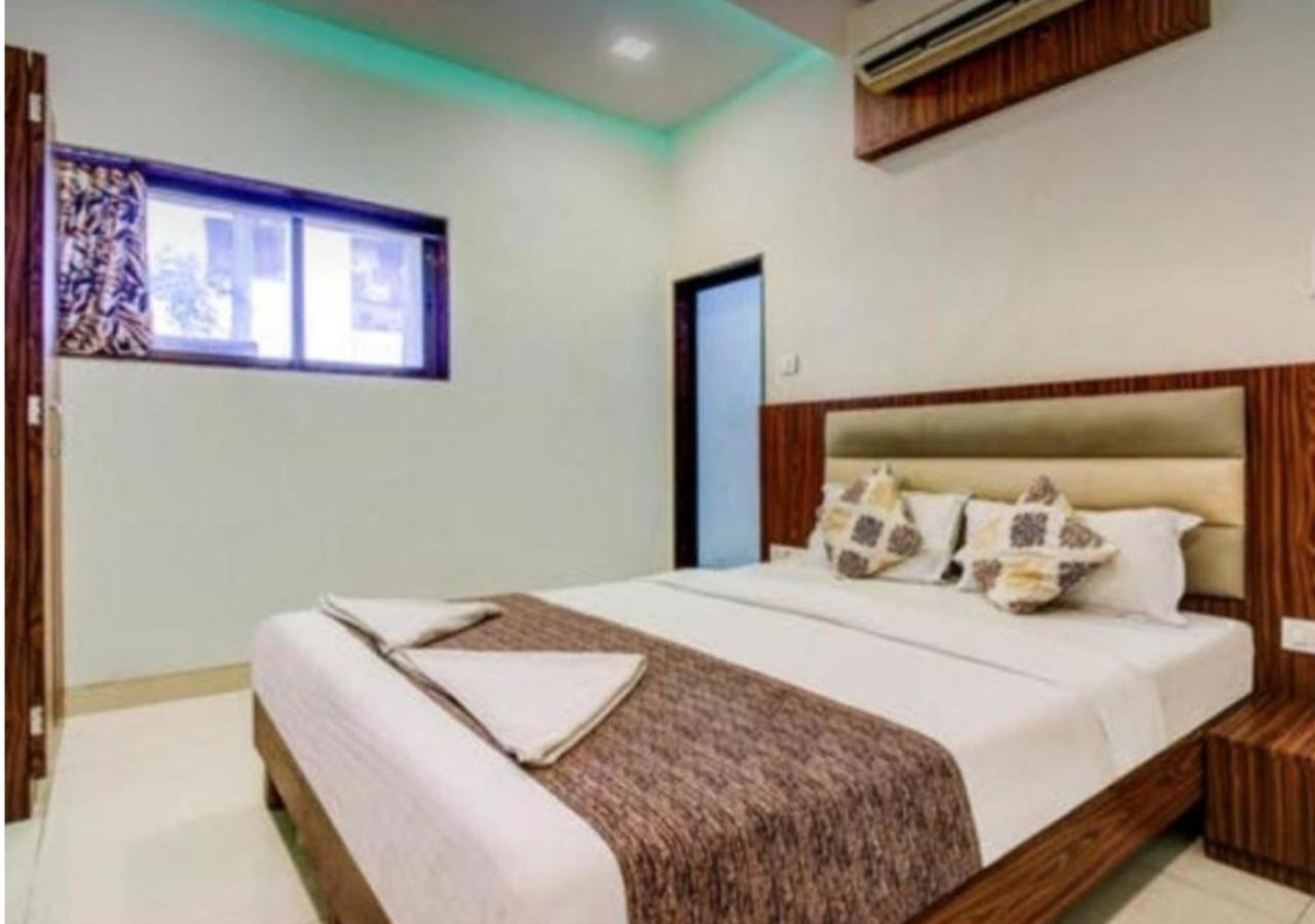 Hotel Golden Palms