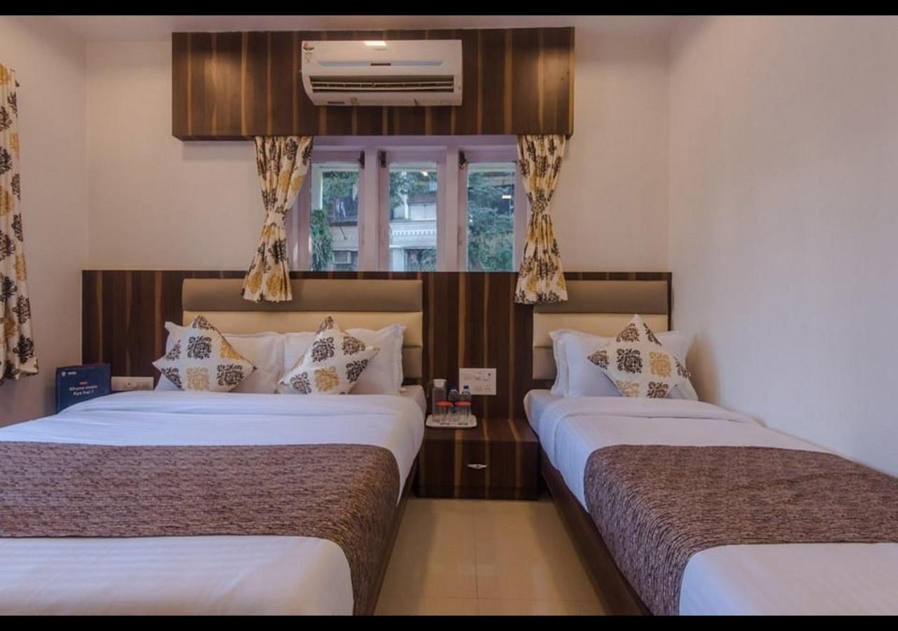 Hotel Golden Palms Bombaj